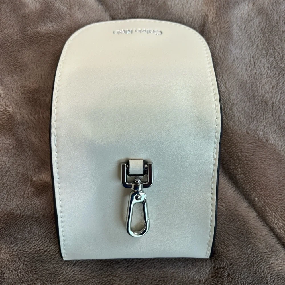 Calvin Klein Cream Off White AirPod/Ear Bud Case
